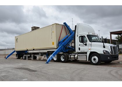 Providing a quality service in container handling with side loader container