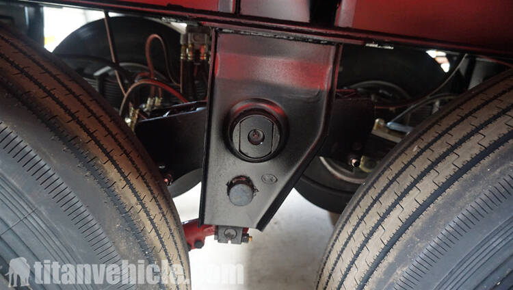The suspension of flatbed semi trailer
