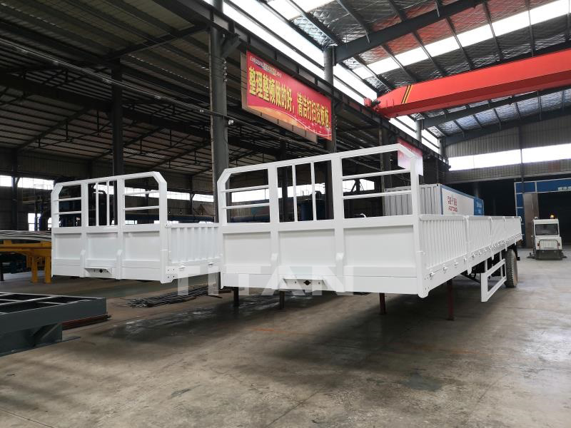 flatbed trailer with side wall