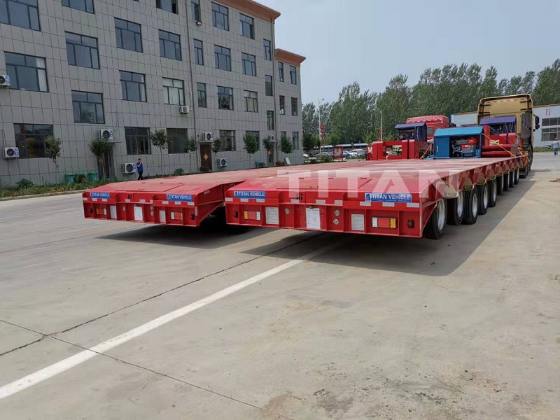 Extendable lowboy trailer